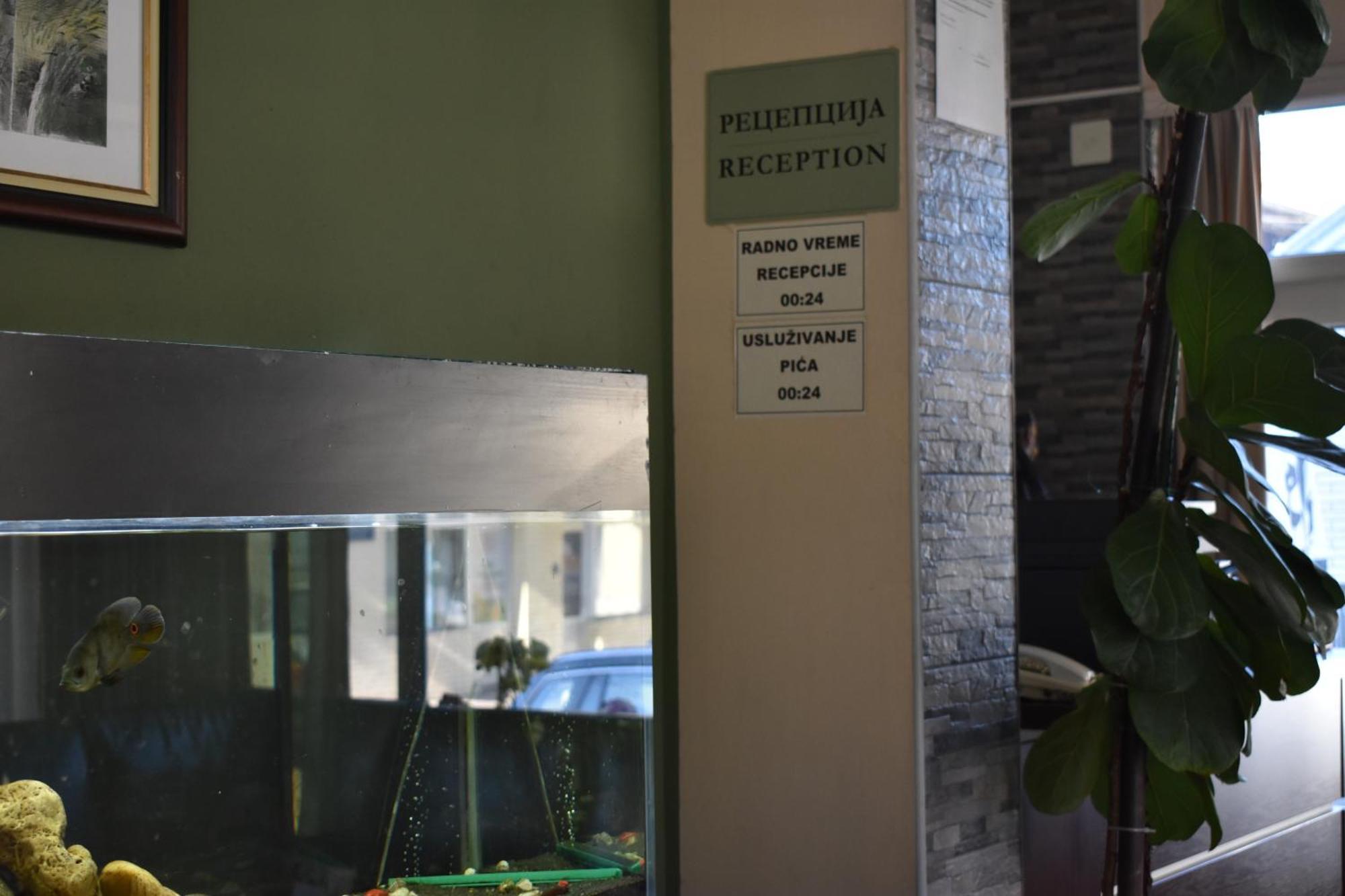 Garni Hotel Lion Jagodina Exteriör bild