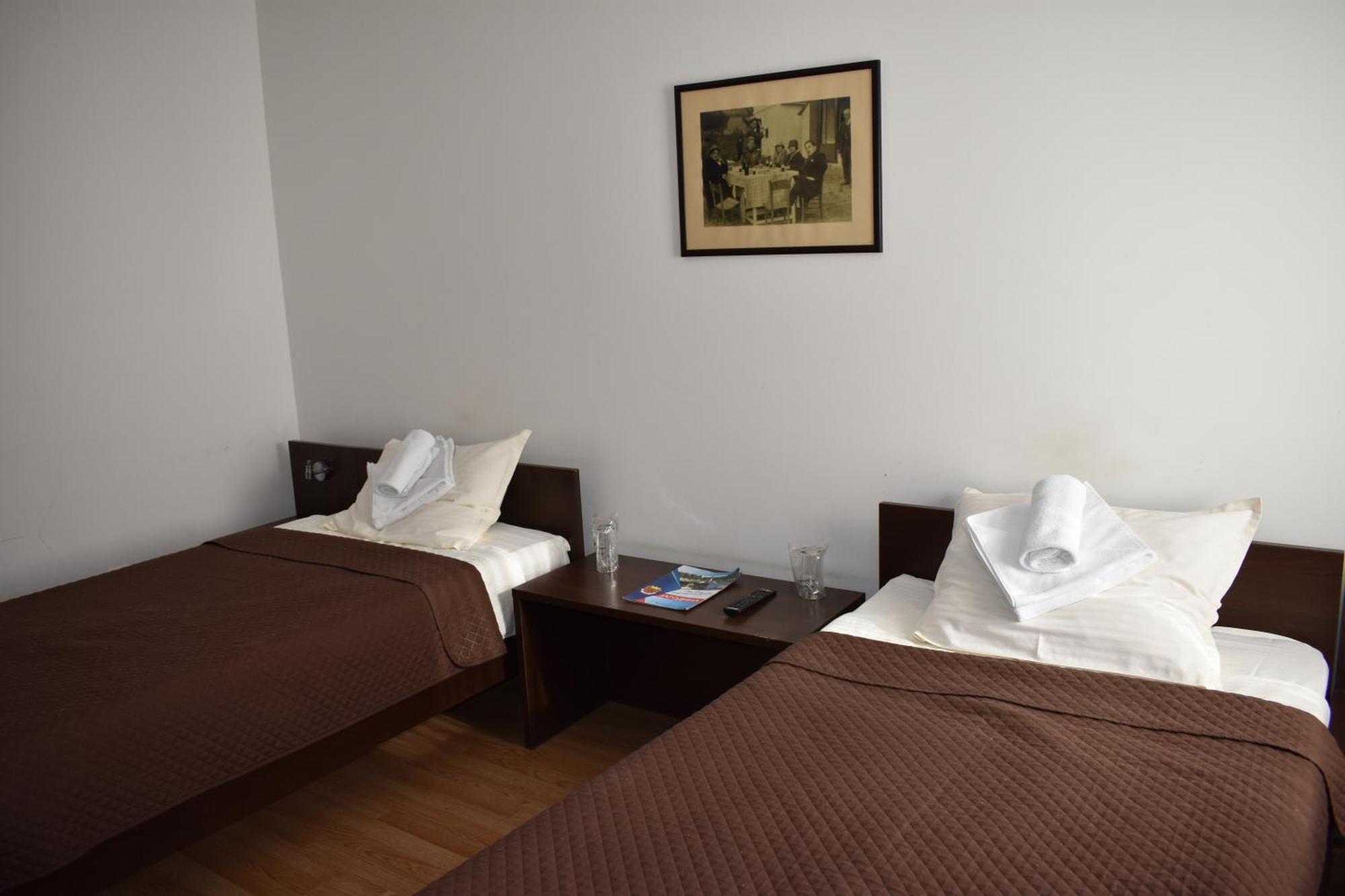 Garni Hotel Lion Jagodina Exteriör bild