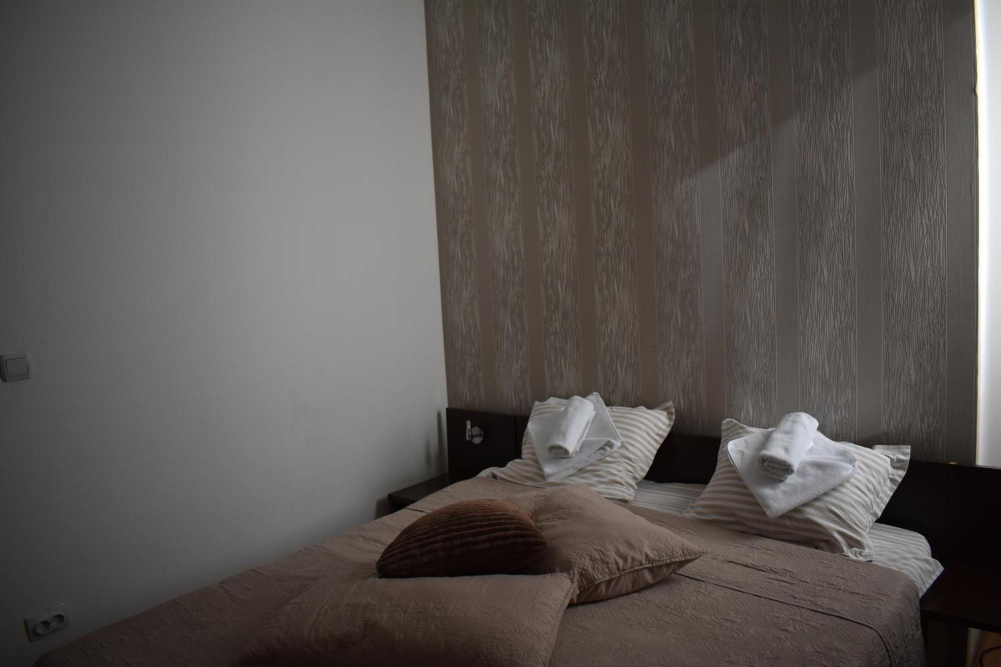 Garni Hotel Lion Jagodina Exteriör bild